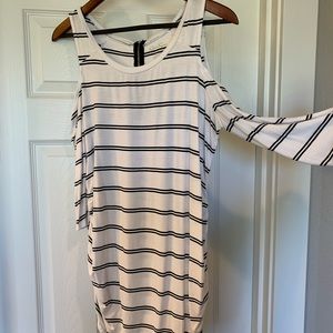 Could shoulder Maternity shirt